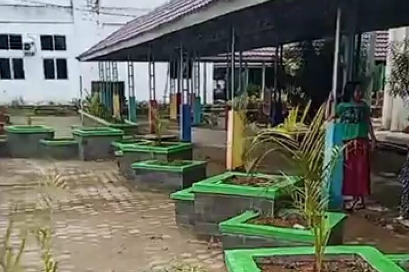 Bupati Devi Suhartoni “Berang” Proyek Taman RSUD Rupit 5,7 Milyar