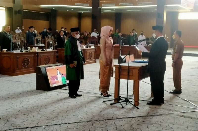 Lian Sumarni SE Jabat Anggota DPRD Lubuklinggau