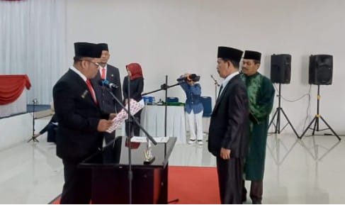 Ketua DPRD Muratara Lantik PAW Anggota DPRD