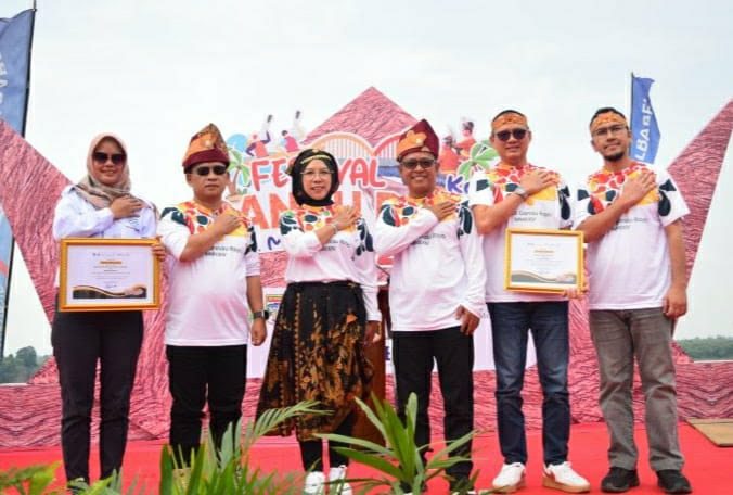 Dibuka Bupati MURATARA, Festival Danau Rayo Sukses Terselenggara