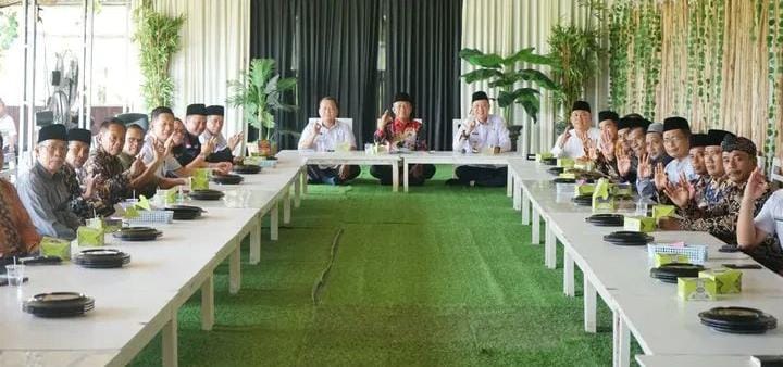 Wabup Mura Hadiri Rapat FKUB