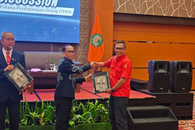 GAPKI Kalteng Gelar FGD KUHP Baru dan TPPO, Perkuat Kepatuhan Hukum Industri Sawit.